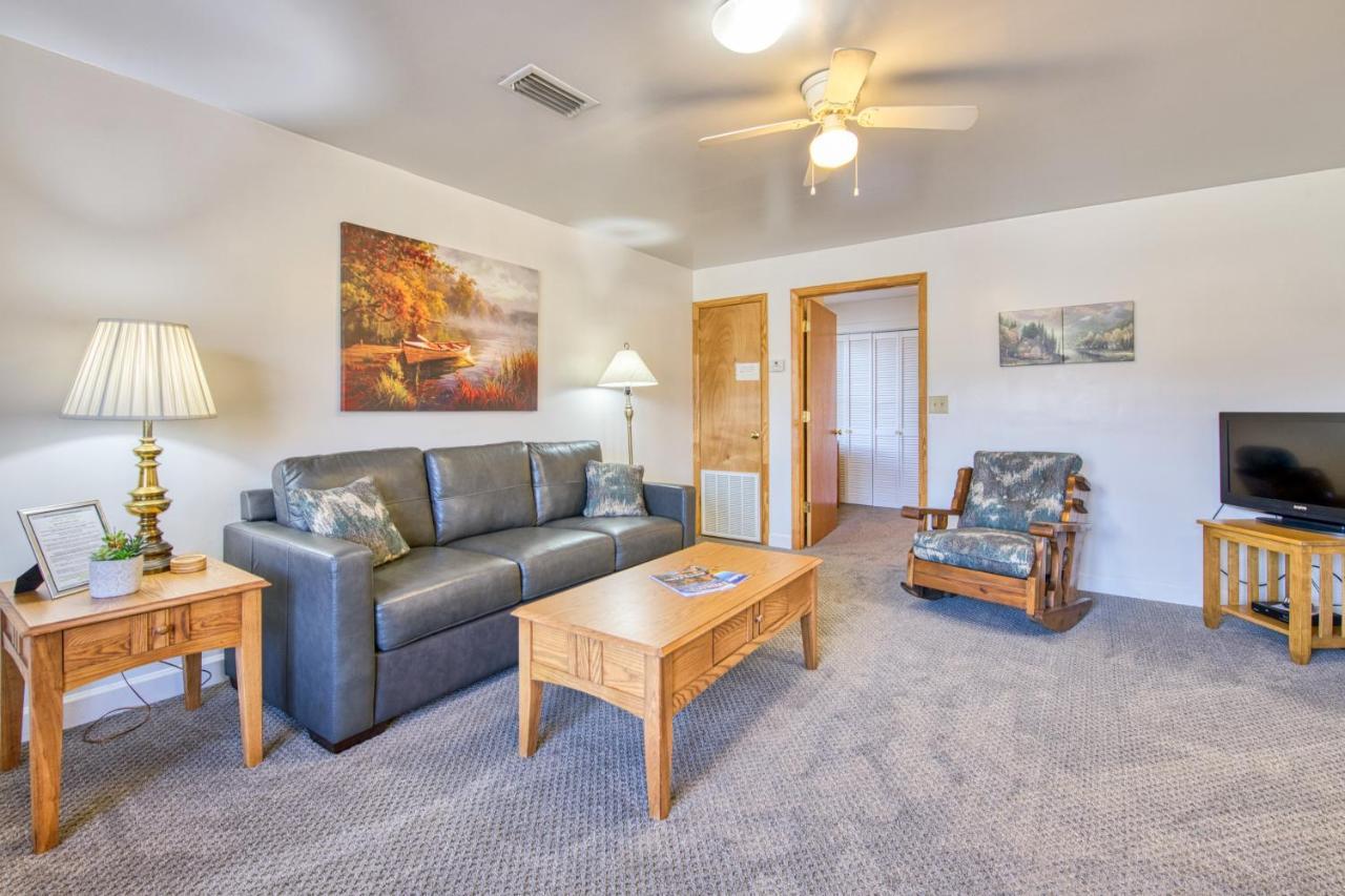 Campground Apts Lake Junaluska Екстериор снимка