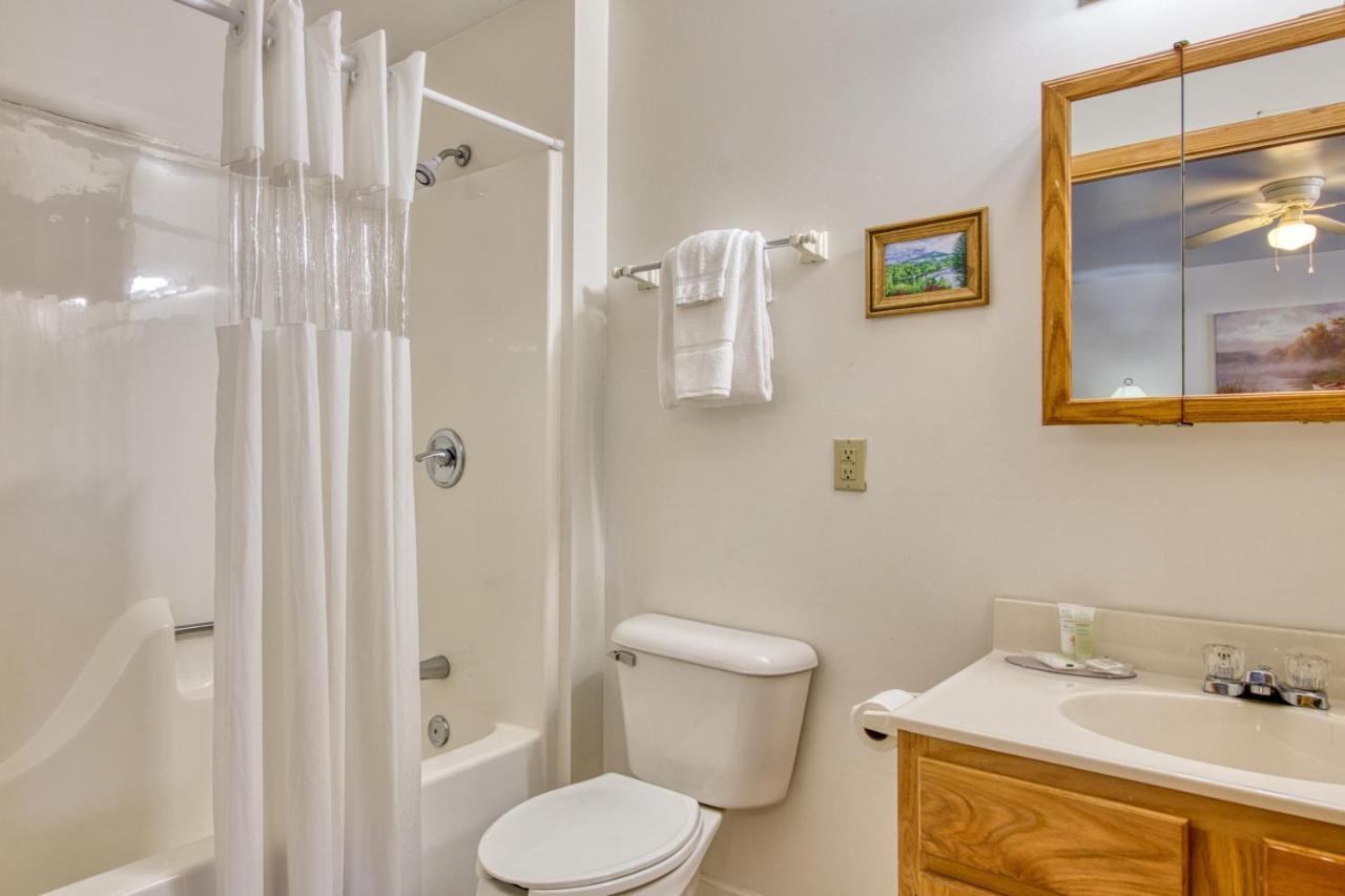 Campground Apts Lake Junaluska Екстериор снимка