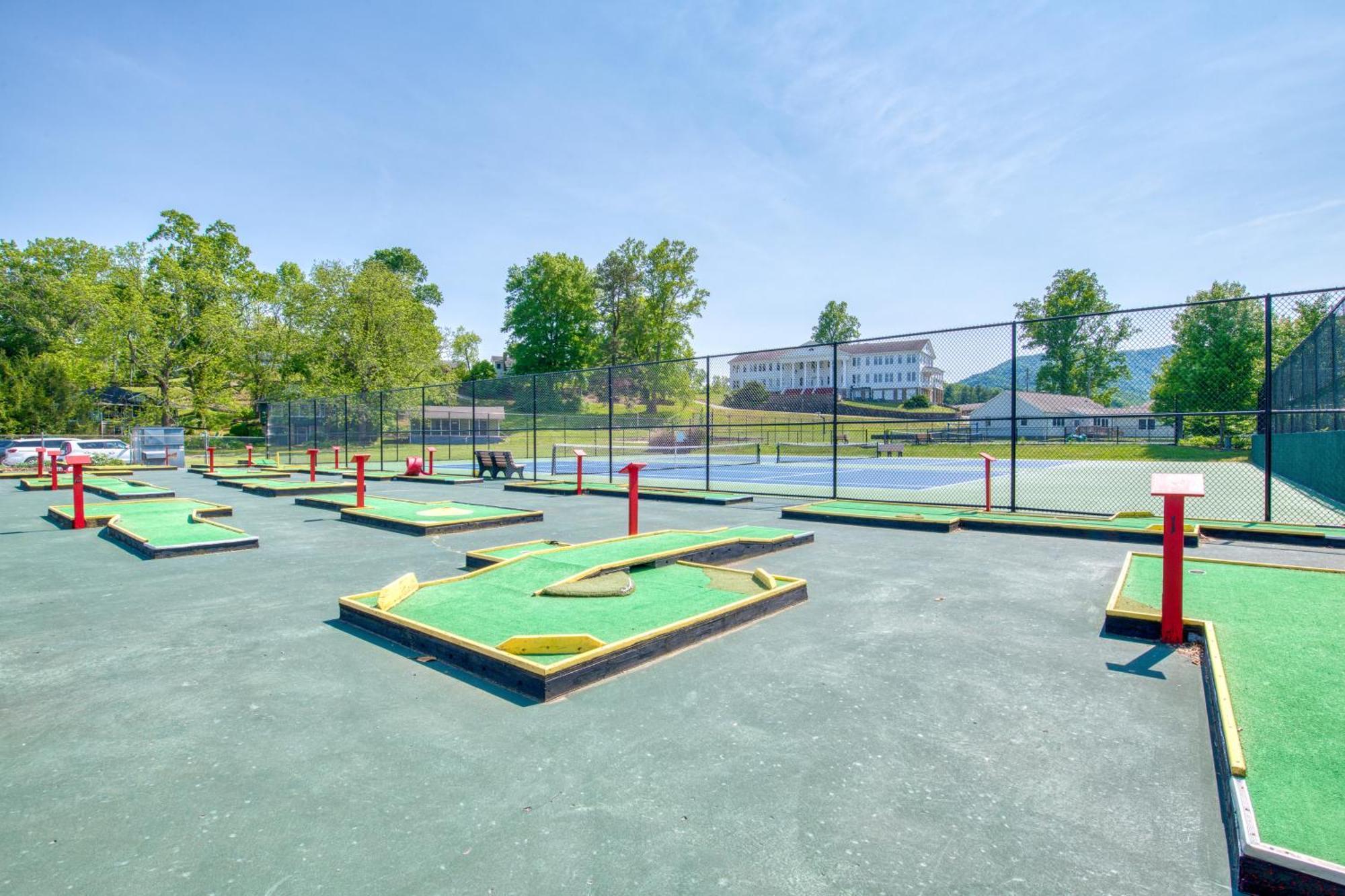 Campground Apts Lake Junaluska Стая снимка