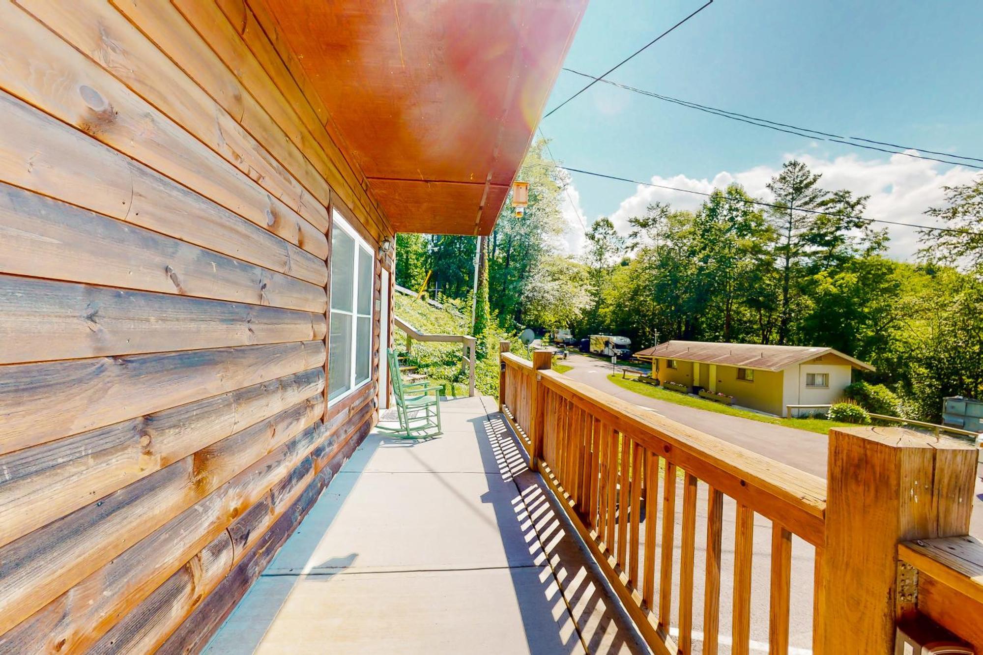 Campground Apts Lake Junaluska Стая снимка