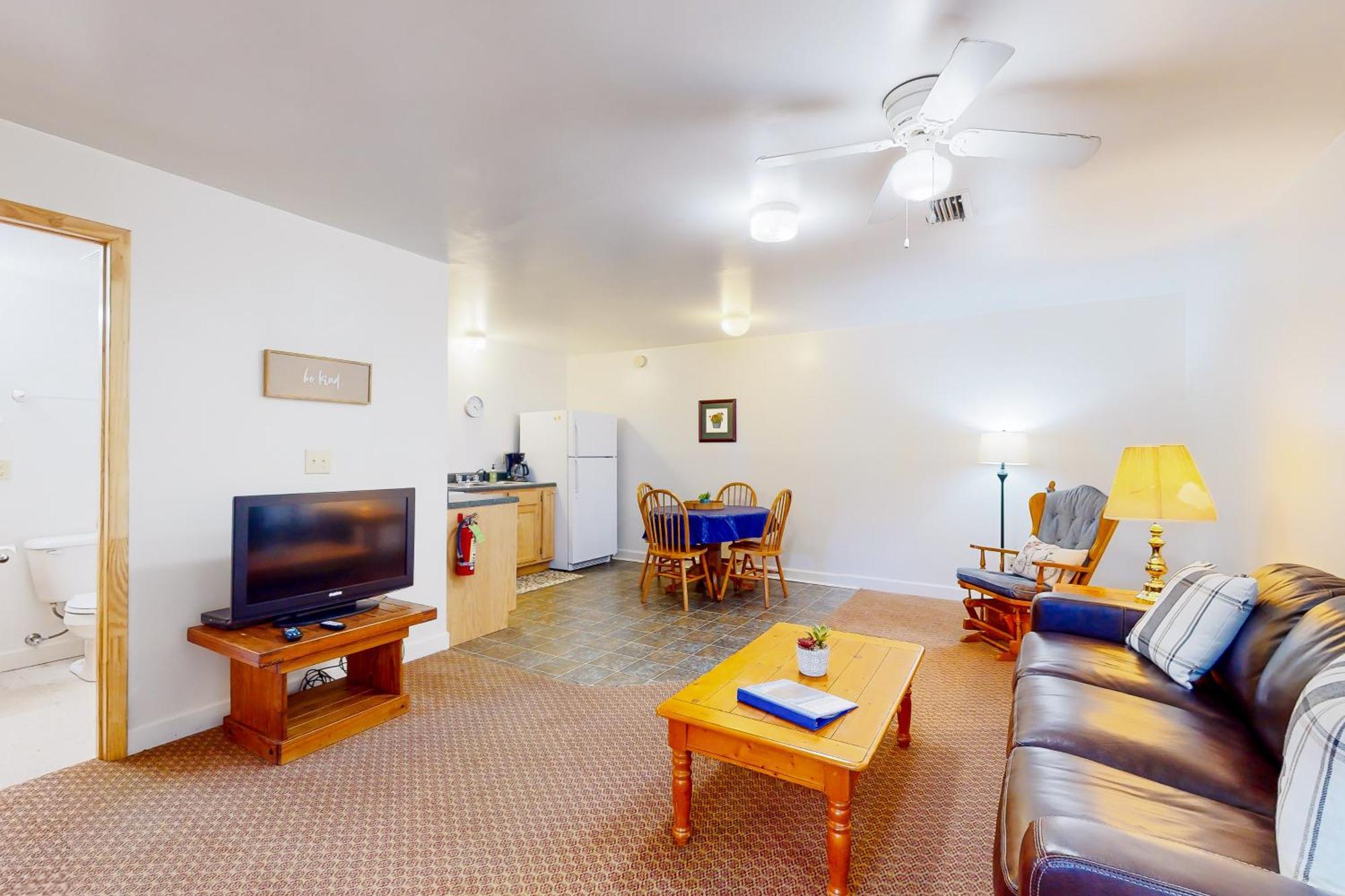 Campground Apts Lake Junaluska Стая снимка