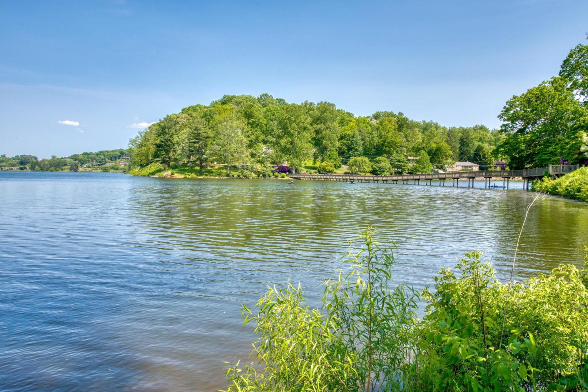 Campground Apts Apartment Lake Junaluska Стая снимка