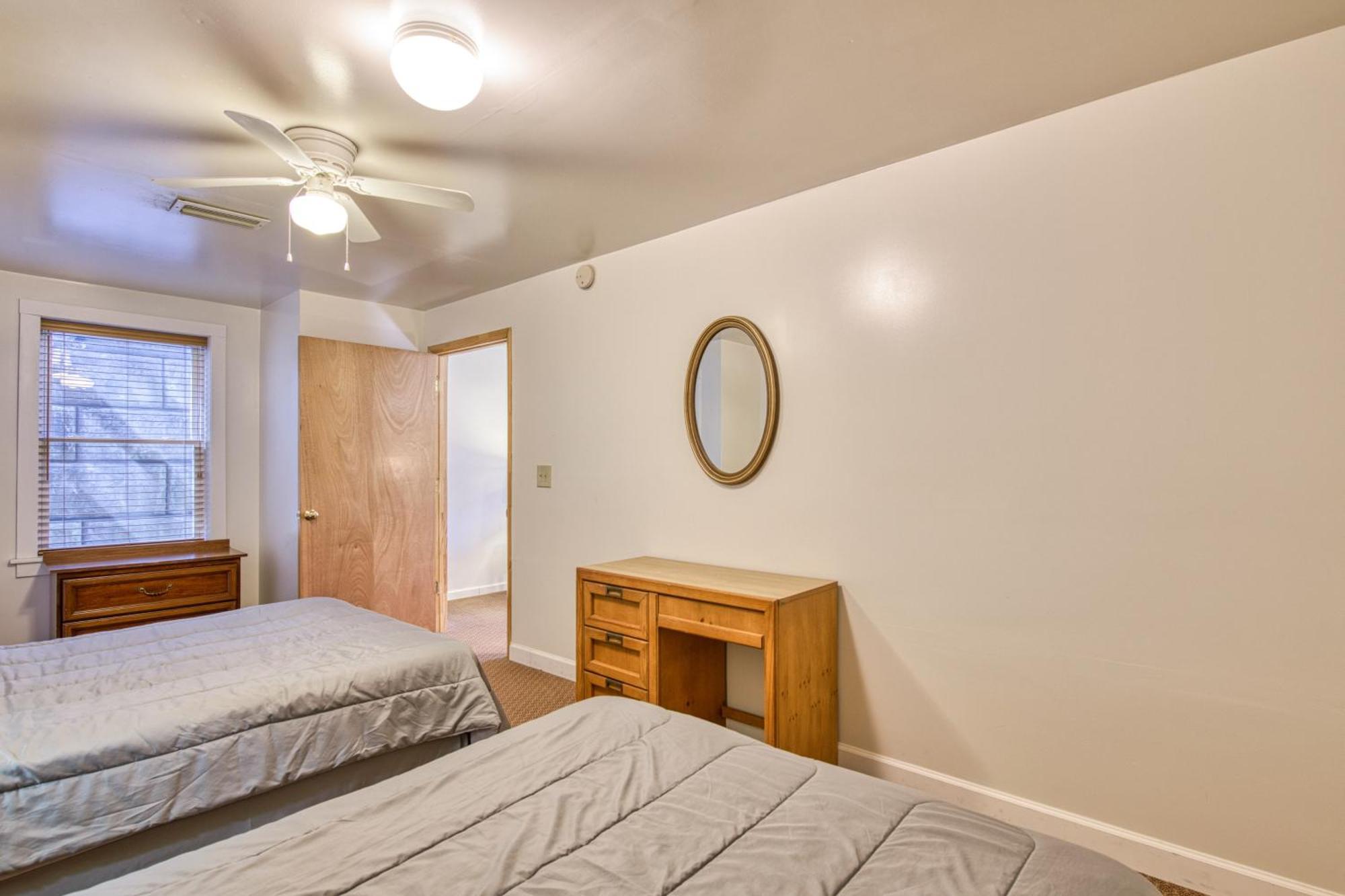Campground Apts Lake Junaluska Стая снимка
