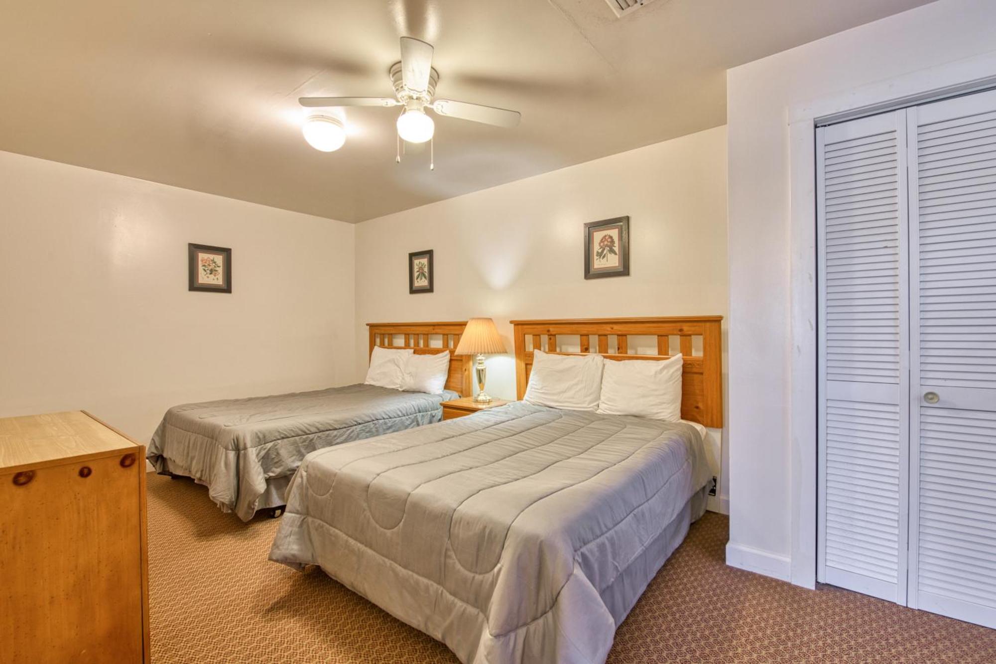 Campground Apts Lake Junaluska Стая снимка