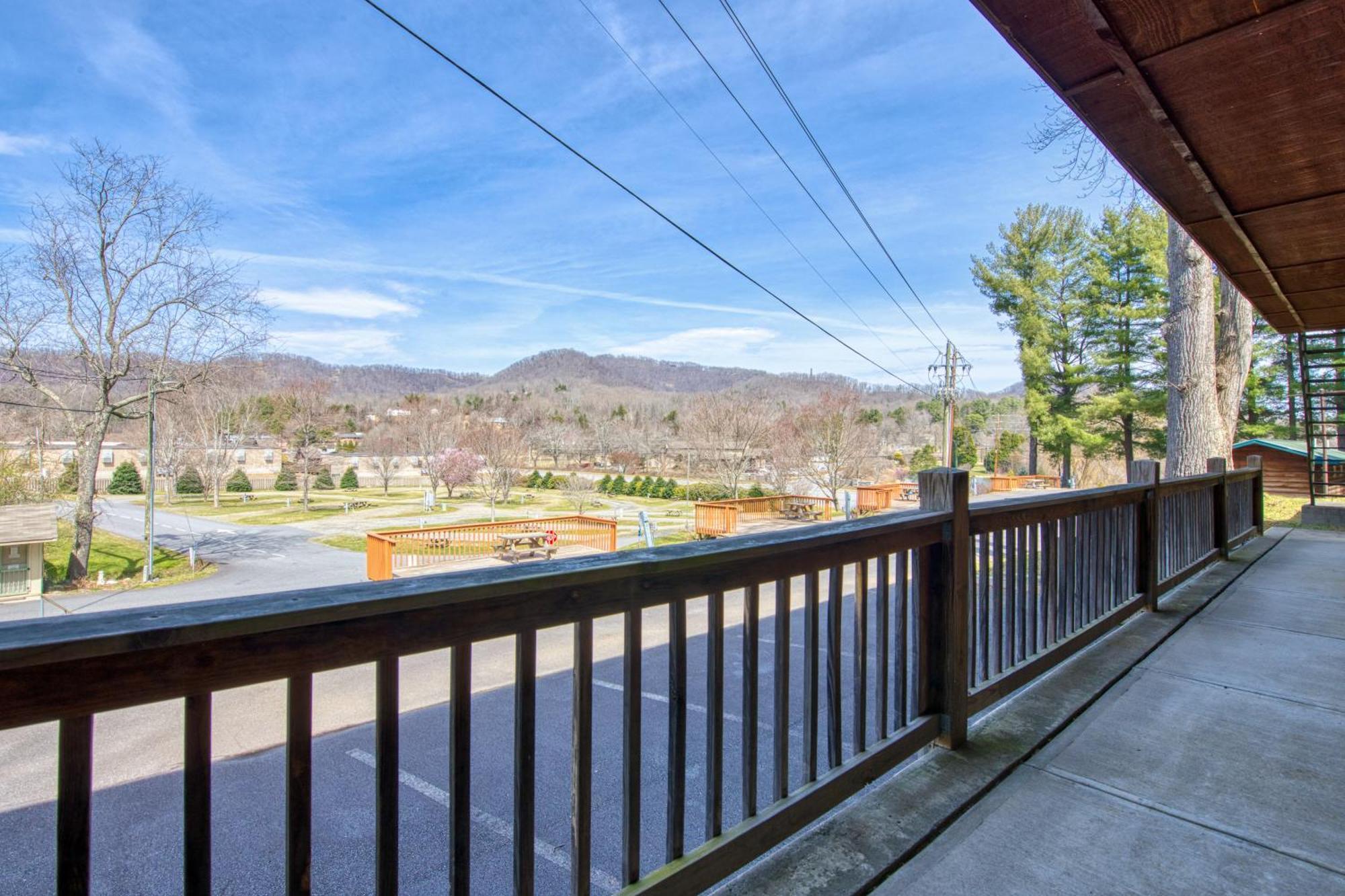 Campground Apts Lake Junaluska Стая снимка
