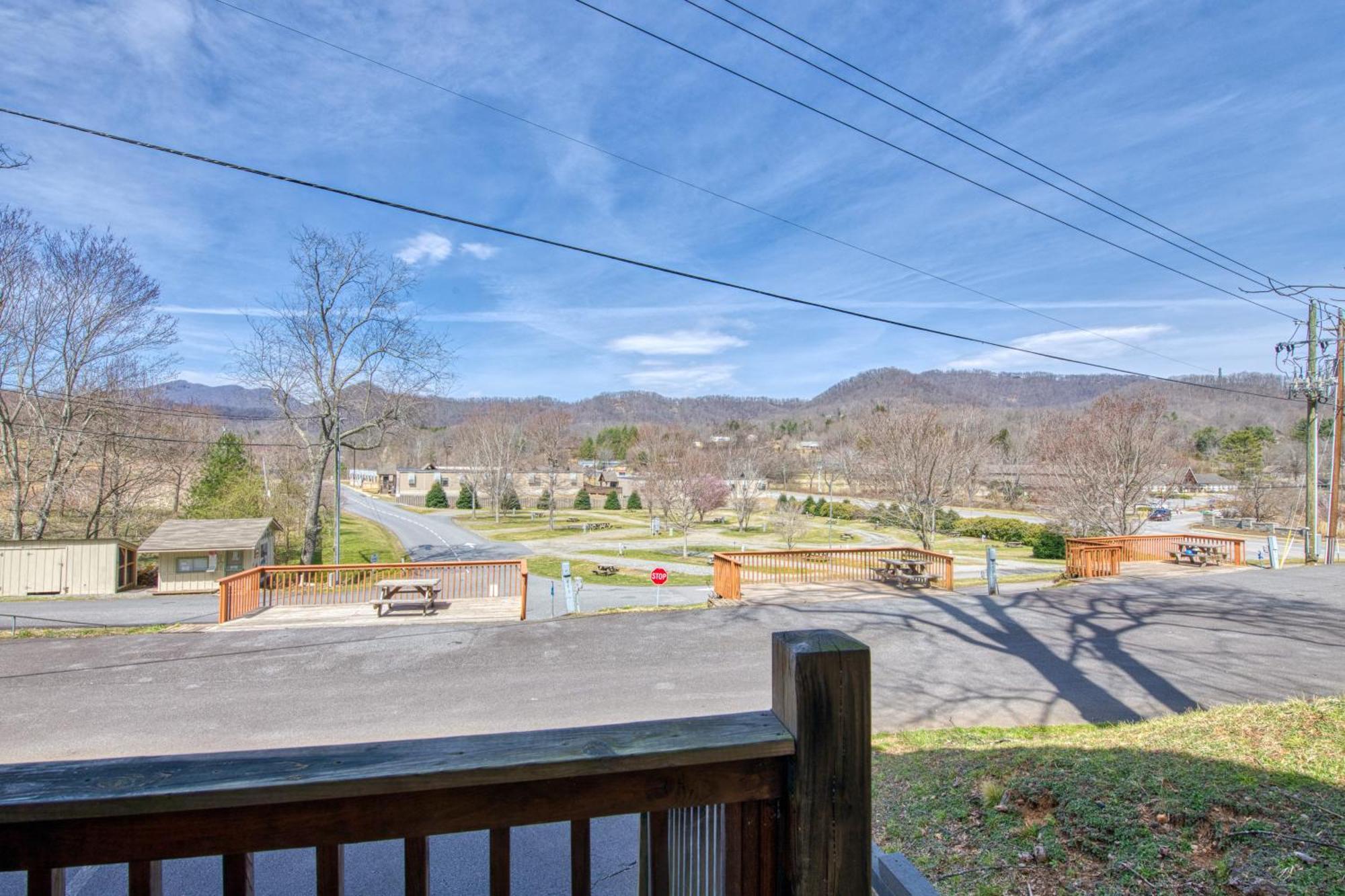 Campground Apts Lake Junaluska Стая снимка