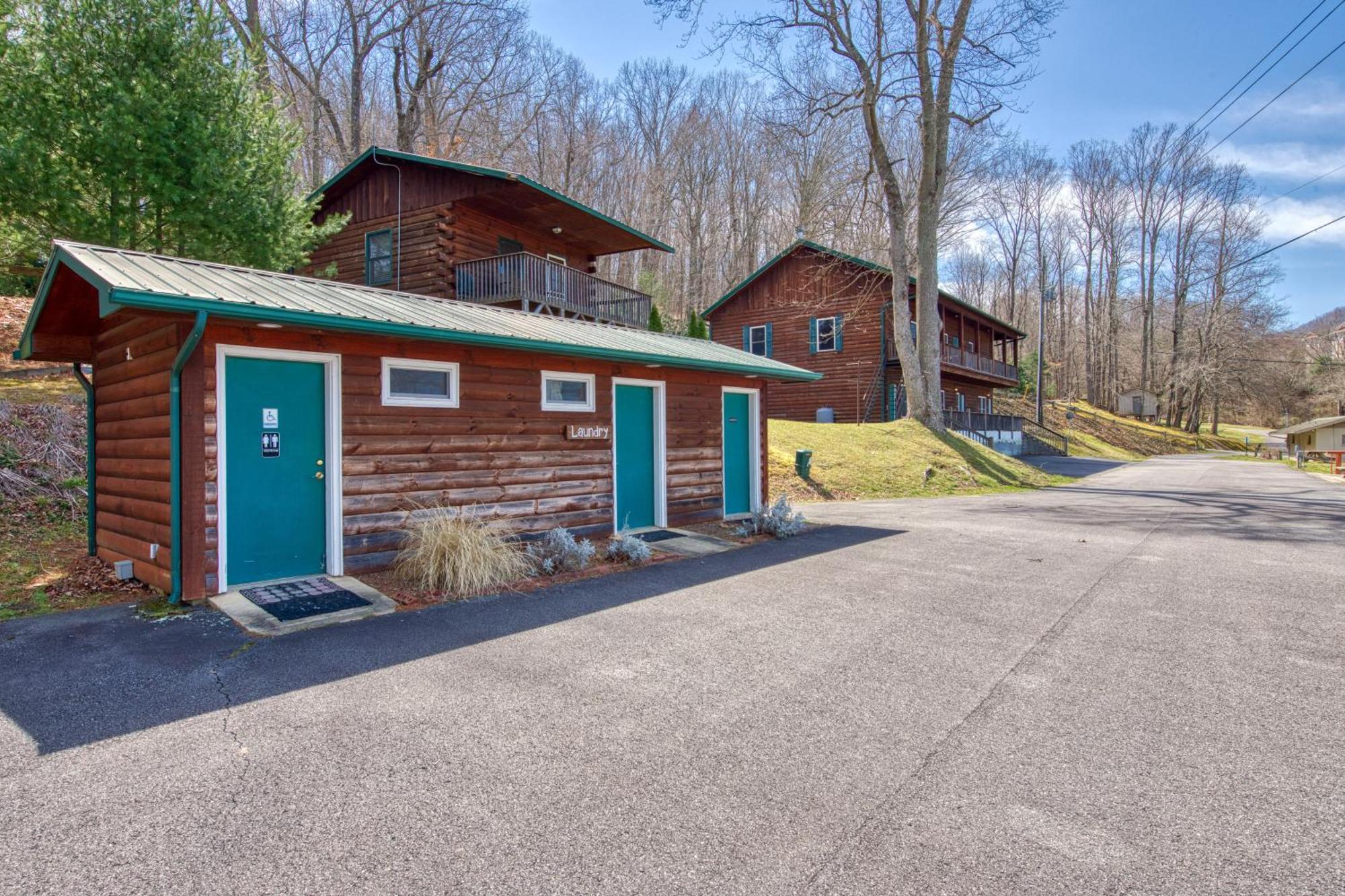 Campground Apts Lake Junaluska Стая снимка