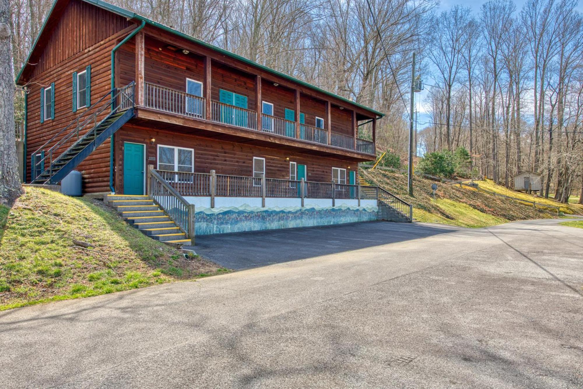 Campground Apts Apartment Lake Junaluska Стая снимка